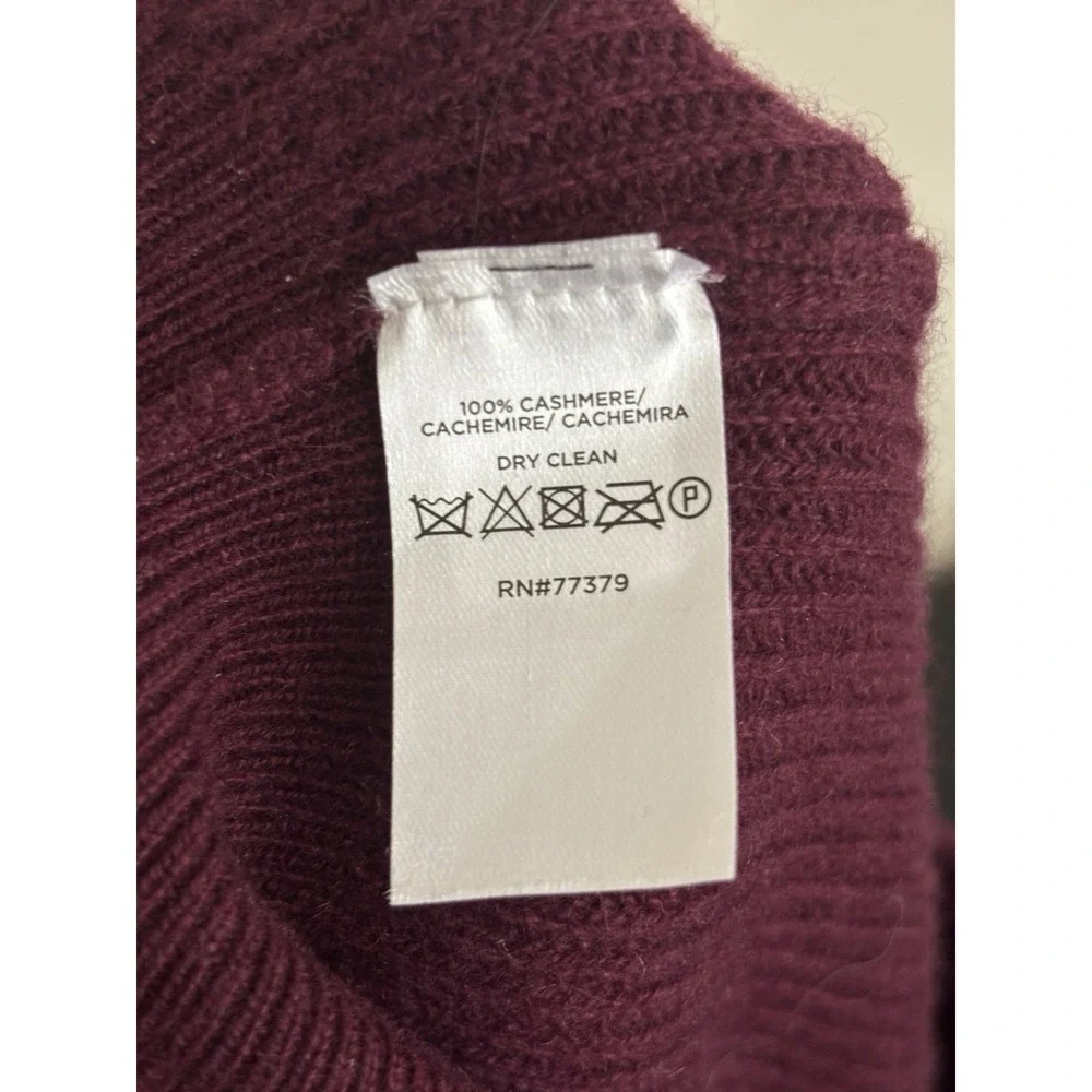 Minimalist Chic Quiet Luxury 100% Cashmere Knit Sweater Turtleneck Maroon Small - Picture 4 of 7
